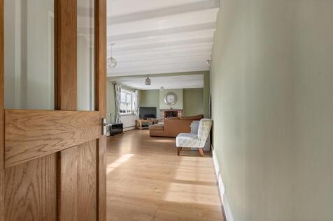 Lounge Dining Room