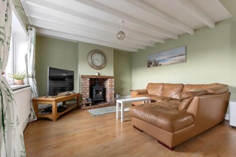 Lounge Dining Room