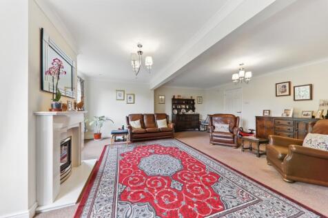 Parkhead Close - Living Room 2 - EweMove Wakefield