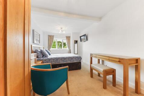 Parkhead Close - Bedroom 2 - EweMove Wakefield