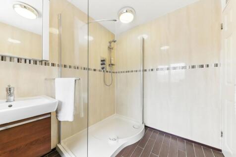 Parkhead Close - Bathroom 2 - EweMove Wakefield