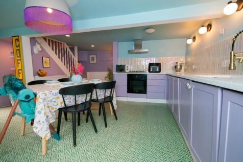 King Street - Kitchen