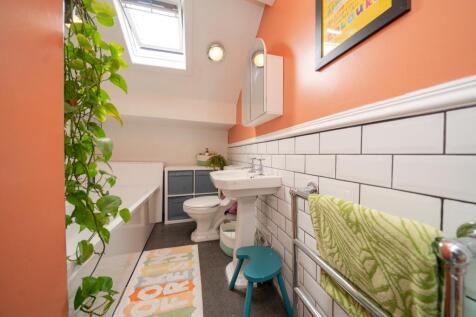 King Street - Bathroom