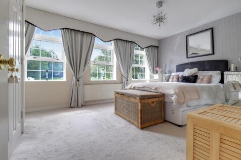 11- Rob Hammond EweMove Pontefract