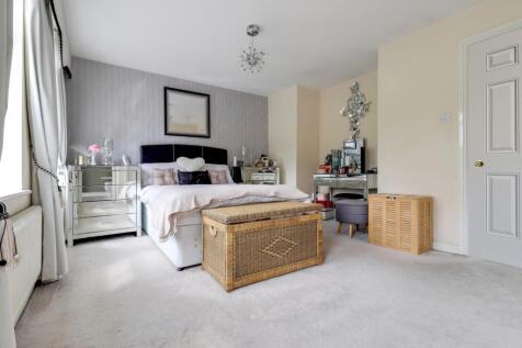 12- Rob Hammond EweMove Pontefract