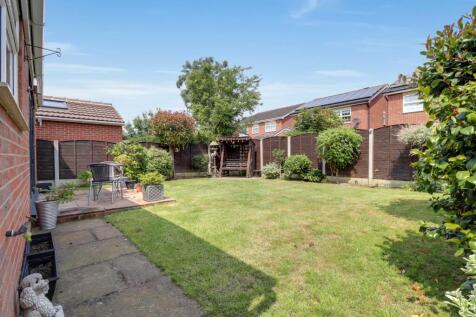 22- Rob Hammond EweMove Pontefract
