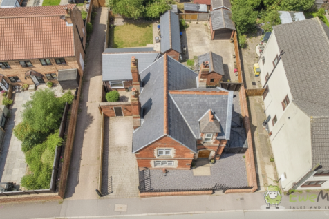 Gemini_Generated_Image_9cm4rl9cm4rl9cm4