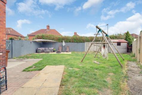 2- Rob Hammond EweMove Pontefract