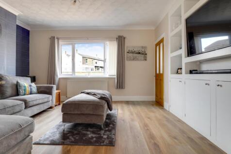4- Rob Hammond EweMove Pontefract