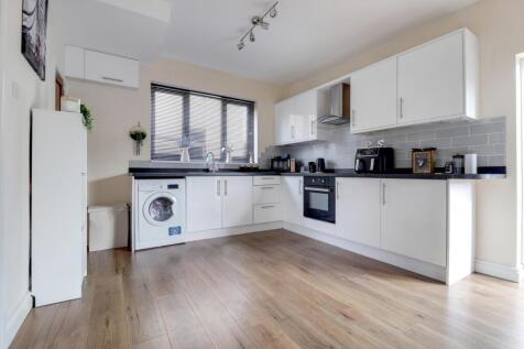 9- Rob Hammond EweMove Pontefract