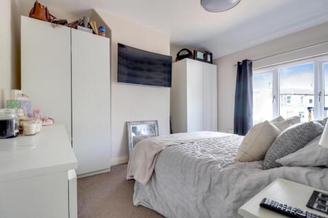15- Rob Hammond EweMove Pontefract