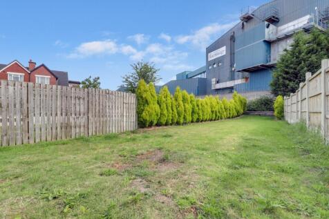 23- Rob Hammond EweMove Pontefract