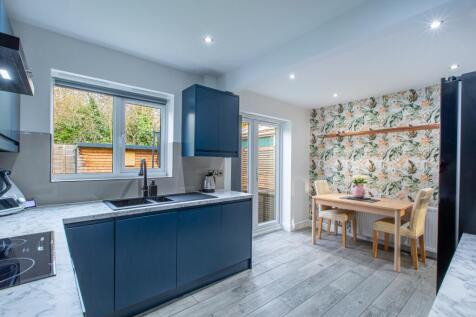 Rosemount Drive - Kitchen 1 - EweMove Pontefract