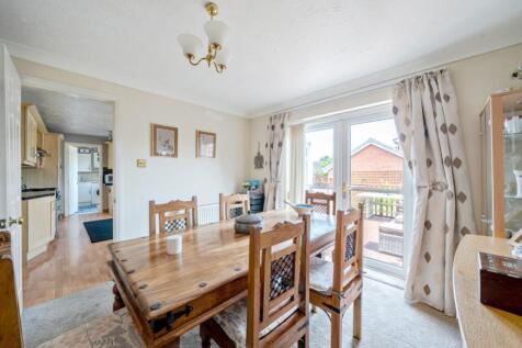 EweMove Harrogate Dining Room2