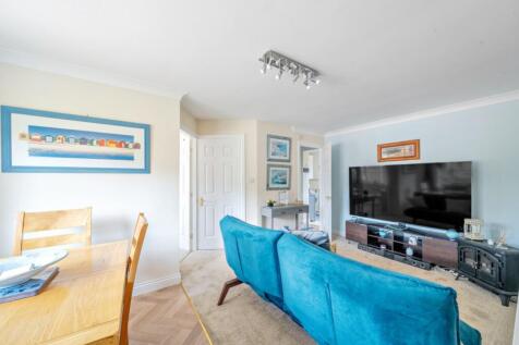 EweMove Harrogate Family Room2