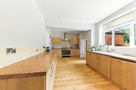 Station Road - EweMove Pontefract - Kitchen 1