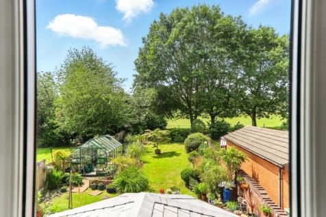 Station Road - EweMove Pontefract - Garden 4