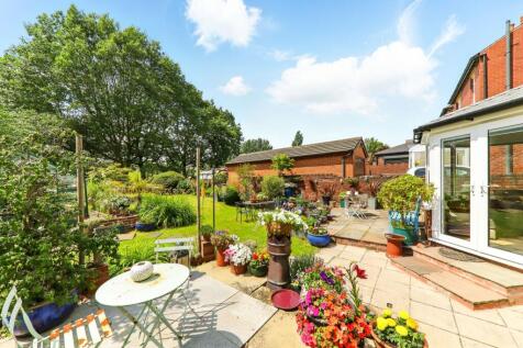Station Road - EweMove Pontefract - Garden 7
