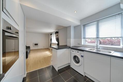 EweMove Harrogate Kitchen2