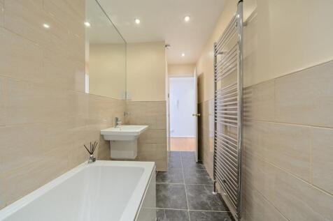 EweMove Harrogate Bathroom2