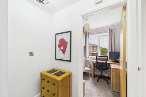 Landing to Bedroom 4