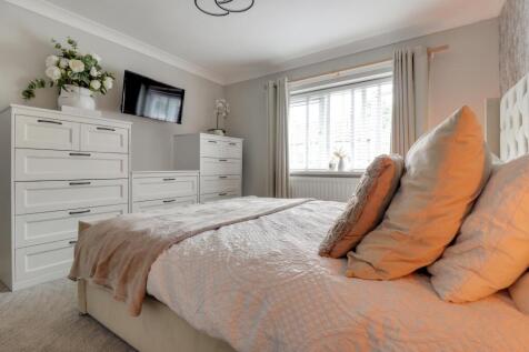 11- Rob Hammond EweMove Pontefract