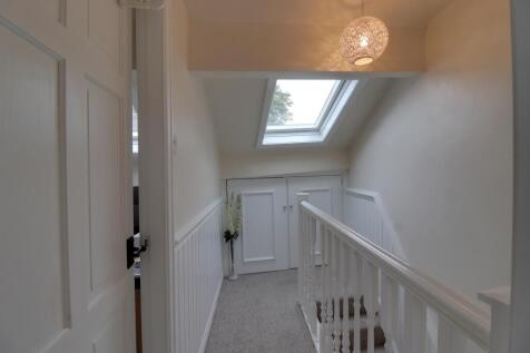 Top landing and storage
