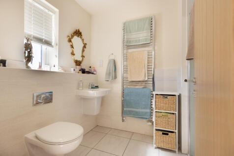 Ensuite To Bedroom 2 Paul Benson Ewemove Goole And