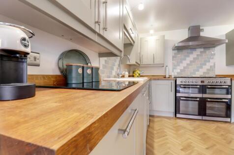 10 -Rob Hammond EweMove Pontefract