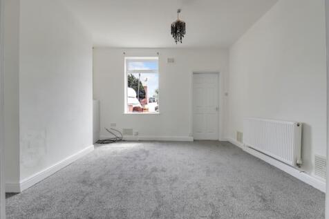 2- Rob Hammond EweMove Pontefract