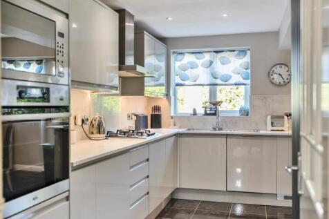 EweMove Harrogate Breakfast Kitchen