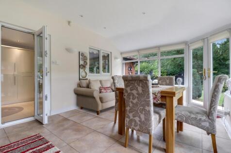 12- Rob Hammond EweMove Pontefract