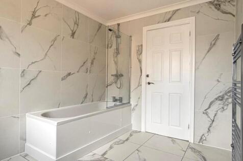 8 Ensuite