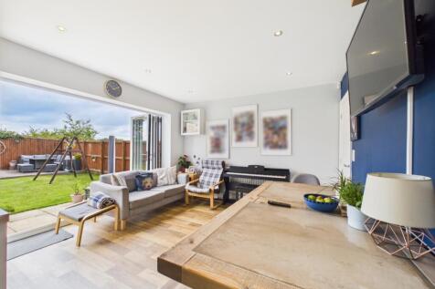 Open Plan Kitchen Dining Family Room