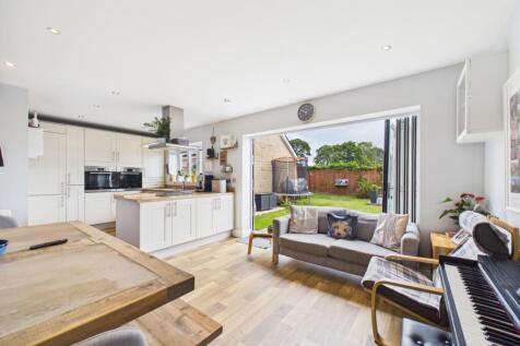 Open Plan Kitchen Dining Family Room