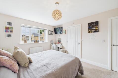 Principle Bedroom with Ensuite