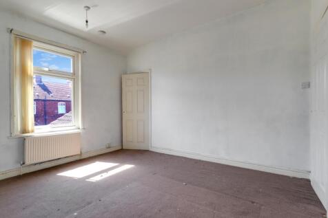 8- Rob Hammond EweMove Pntefract
