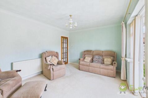 CAM02351G0-PR0077-STILL025