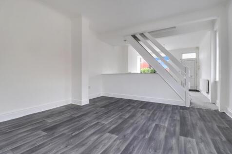7- Rob Hammond EweMove Pontefract