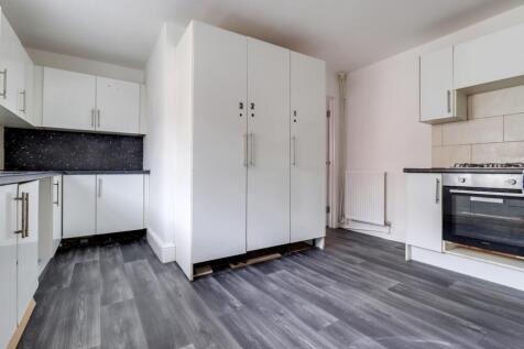 8- Rob Hammond EweMove Pontefract