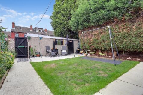 2- Rob Hammond EweMove Pontefract