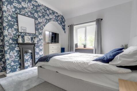 12- Rob Hammond EweMove Pontefract