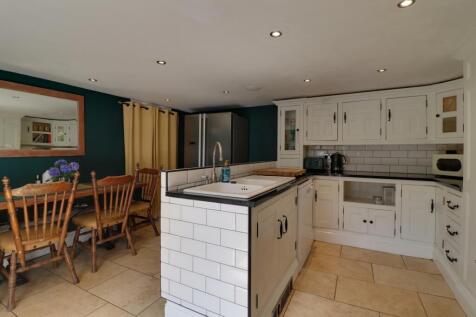 Kitchen diner 