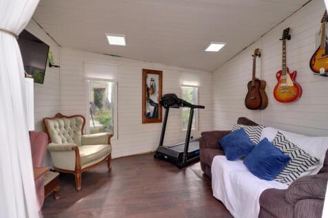 Garden room