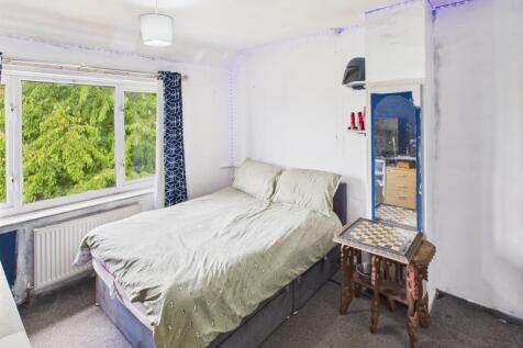 EweMove Pudsey - Bedroom 1