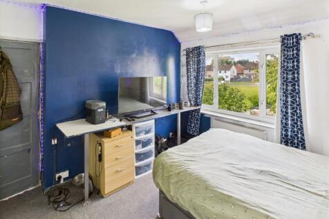 EweMove Pudsey - Bedroom 1