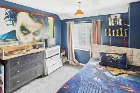 EweMove Pudsey - Bedroom 2