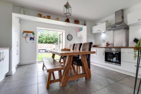 3- Rob Hammond EweMove Pontefract