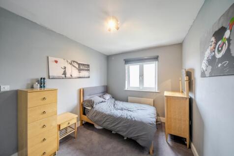 Double bedroom 2