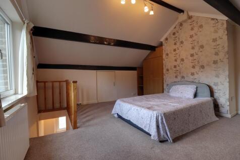 Attic room 2